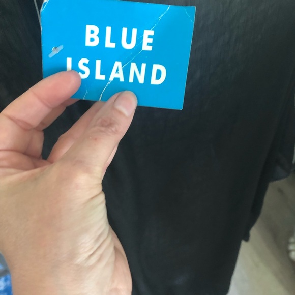 Beach Coverup - Picture 4 of 5